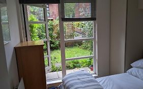Rotherhithe Apartment Near Park And River